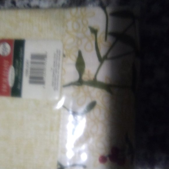 Holiday Table Cloth - Picture 3 of 4